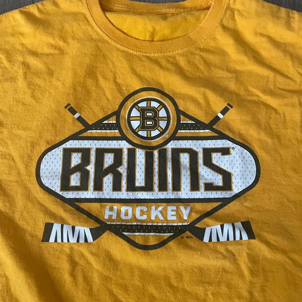 Gold Graphic Hockey T-Shirt